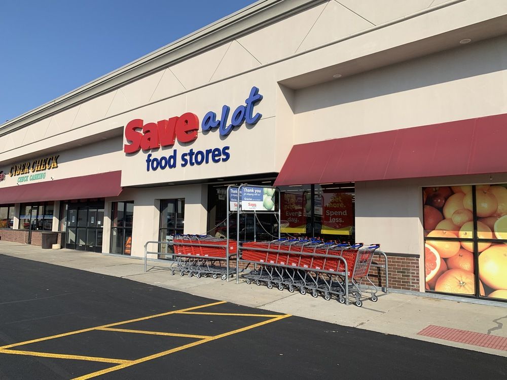 Save-A-Lot Anchored Center: 4900 West Broad Street, Columbus, OH 43228